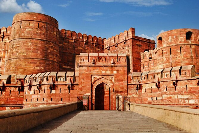 Same Day Taj Mahal Tour By Train - Train to Agra: comfortable travel plus a clear meet-up plan