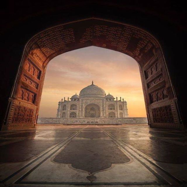 Same Day Taj Mahal Tour from Delhi by Gatimaan Express Train - Pickup and transfers in Agra: keep the flow smooth