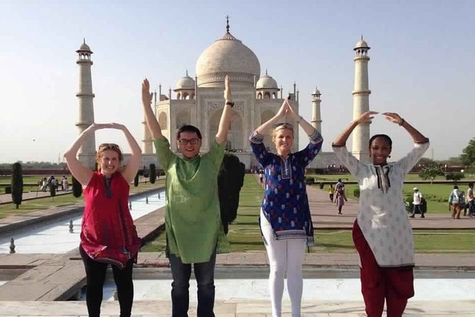 Same-Day Wonders: Taj Mahal & Agra Fort Tour from Hyderabad - The Taj Mahal Morning: How a Guide Improves Everything