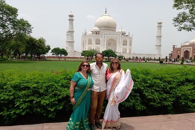 Sameday Taj Mahal Tour From Delhi With Lunch at 5 Star Hotel - Lunch at Courtyard by Marriott: where the day resets