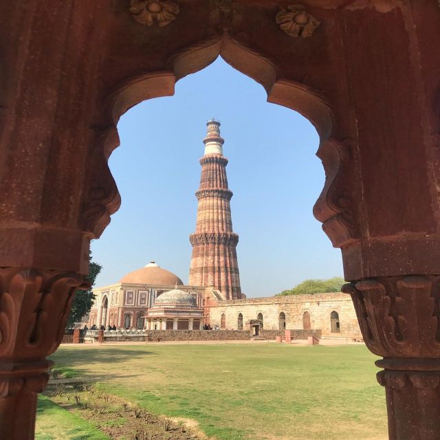 Skip-the-line Qutub Minar Private Tour with Transfer Option - Quwwat-ul-Islam Mosque and the Iron Pillar courtyard