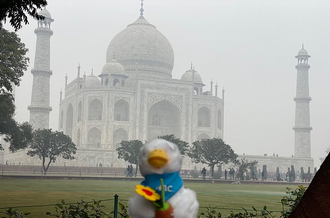 Skip-the-Line Taj Mahal Tour-Hassle-Free Entry & Guide Experience - Taj Mahal for About 3 Hours: Exactly the Right Kind of Time