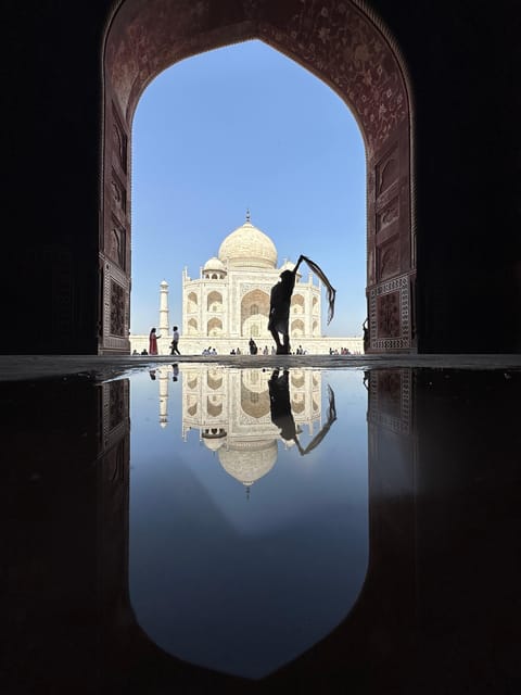 skip the line taj mahal tour with private tour guide - Photo stops, shoe covers, and how to get better pictures