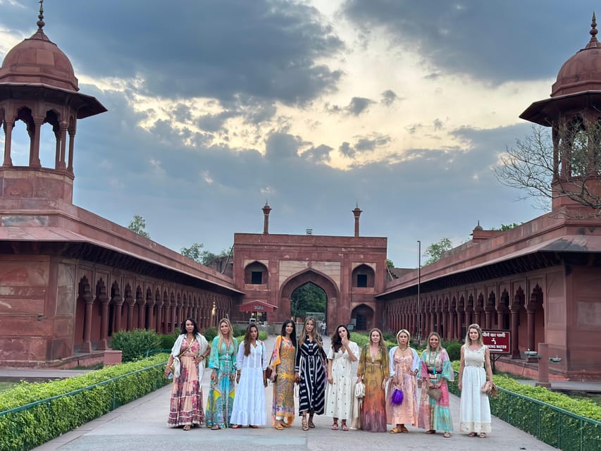 skip the line taj mahal tour with private tour guide - Should you book this skip-the-line Taj Mahal private guide tour?