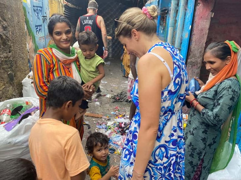 Slum Tour - Sanjay Colony Slum Guided Walking Tour in DELHI - Hindu Temple and Mosque Stops: Culture You Can Watch, Not Just Read