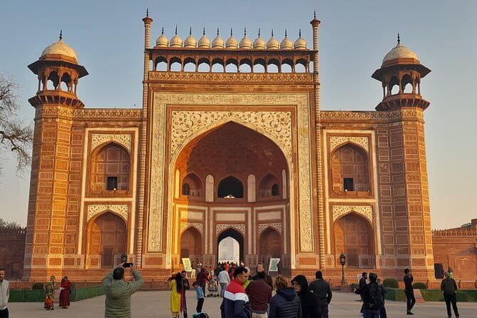 Sunrise Taj mahal 1 Day Tour From Delhi by Car - Delhi to Agra by car: the highway time you can plan for