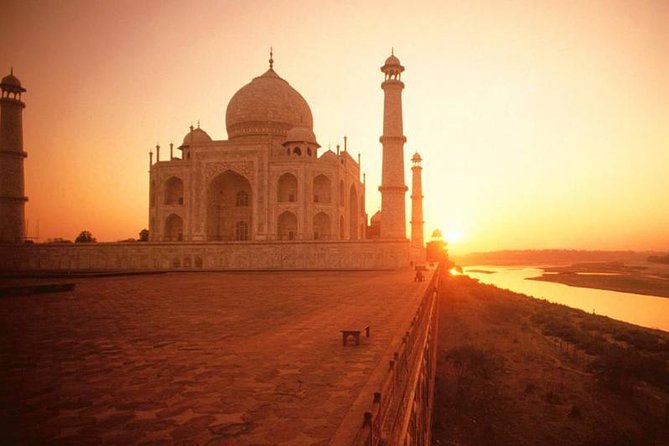 Sunrise Taj Mahal & Agra fort tour with Professional Photographer - Taj Mahal at sunrise: photo ops, battery bus, and your pro photographer