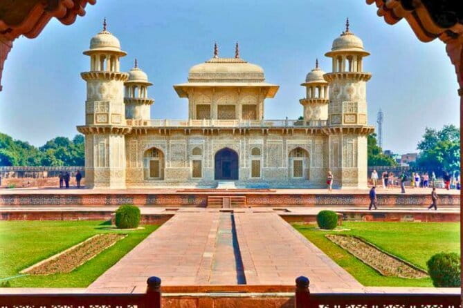 Sunrise Taj Mahal And Agra Private Tour From Delhi - Taj Mahal at Sunrise: What You’ll Actually Experience