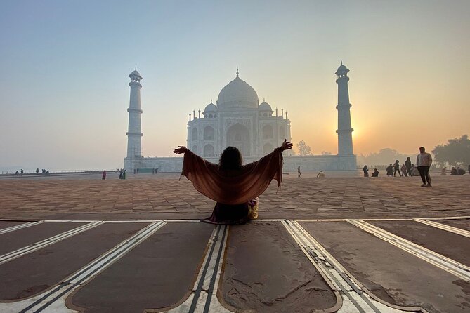 Sunrise Taj Mahal Tour By Car From Delhi ::-Private Tour - Agra arrival and the fresh-up window before the Taj