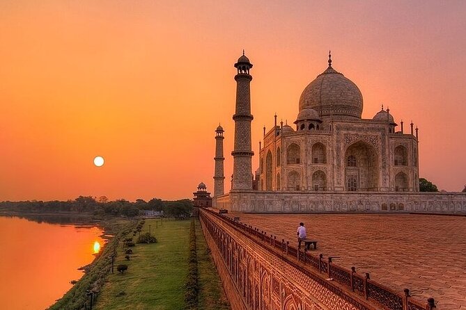 Sunrise Taj Mahal Tour From Delhi With Breakfast at 5 Star Hotel - All Inclusive - Why sunrise Taj Mahal works better than a late-day visit