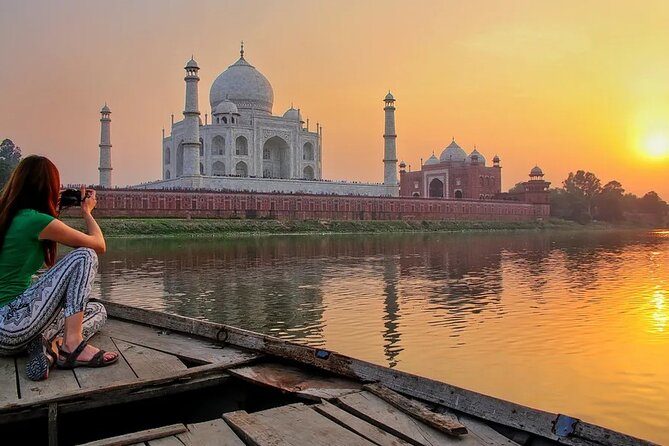 Sunrise Taj Mahal Tour From Delhi With Breakfast at 5 Star Hotel - All Inclusive - The Taj Mahal at first light: what your guide helps you notice