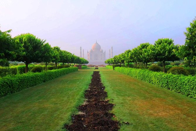 Sunrise Taj Mahal Tour from Delhi with Entrance and Food - Eating in Agra: buffet breakfast or lunch without derailing the schedule