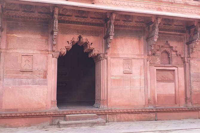 Taj Mahal,Agra Fort and Fatehpur Sikri Tour from Delhi by Train - Entering The Taj Mahal with a Guide and a Schedule
