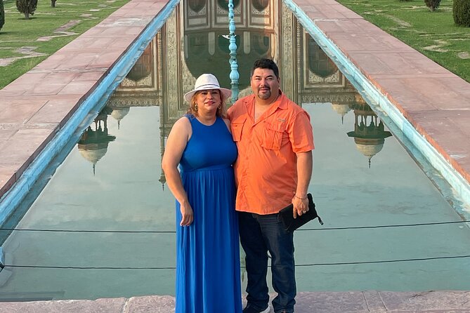 Taj Mahal, Agra Fort & Baby Taj Luxury Day Tour From Delhi By Car - Agra Fort UNESCO stop: what the walls and palaces actually mean