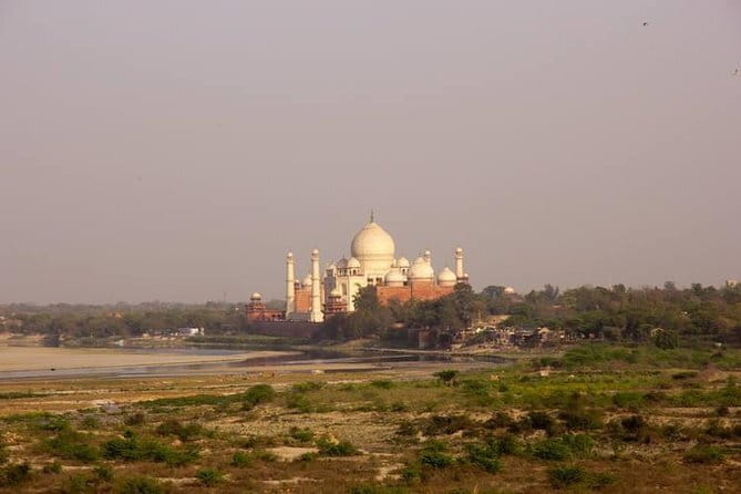 Taj Mahal, Agra Fort, Baby Taj Tour from Delhi by Superfast Train - The Morning Superfast Train: Breakfast, Comfort, and a Clear Start