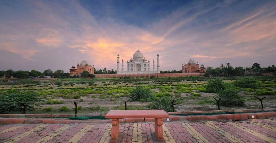 Taj Mahal, Agra Fort Day Tour with Transfers - The guide experience: great context or annoying pressure