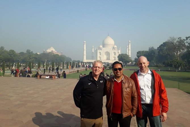Taj Mahal & Agra Fort tour by Superfast Train Gatimaan Express - Agra Fort in guided mode: Akbar’s red-sandstone statement