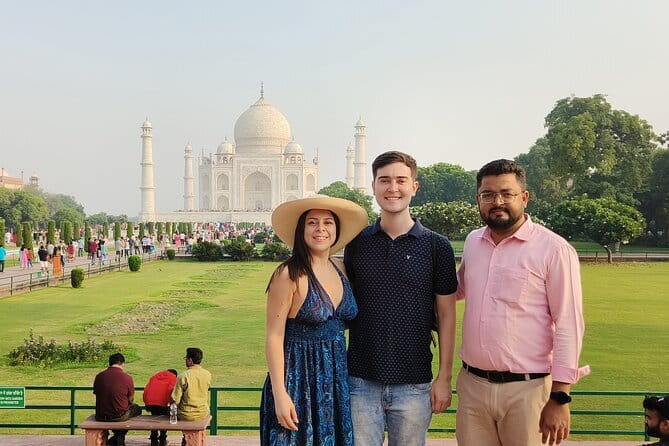 Taj Mahal and Agra: Beyond The Guidebooks - The guide factor: Muzammil and why people keep praising the same things