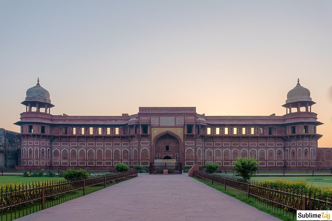 Taj Mahal And Agra Fort Private Day Tour with 5 Star Lunch - Photo timing and crowd reality: getting good shots without losing your mind
