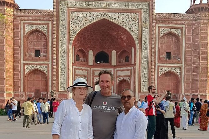Taj Mahal and Agra Private Guided Tour with Options. - Tickets, Lunch, and the Real Value of the $80 Price