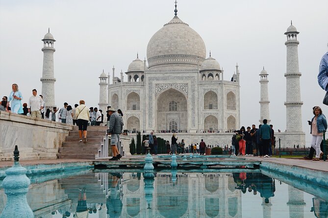 Taj Mahal and the Golden Triangle - How the Golden Triangle feels in real life (Delhi to Agra to Jaipur)
