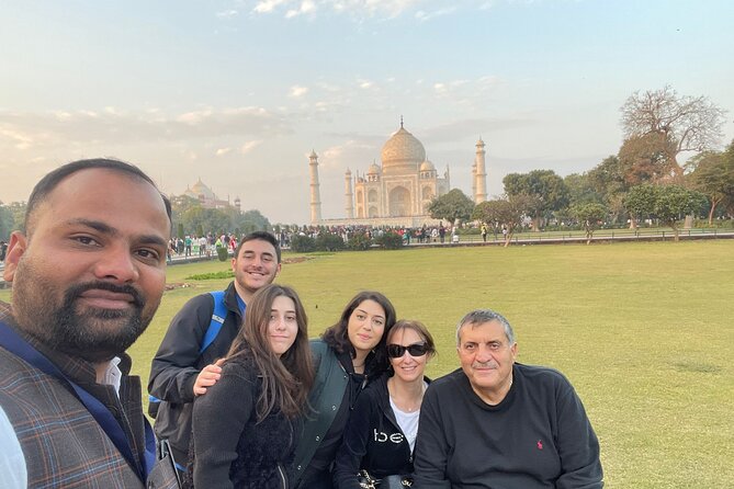 Taj Mahal Day Tour From Delhi - The big appeal: doing the Taj Mahal from Delhi without losing the day