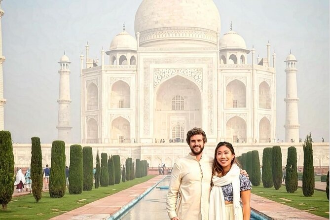 Taj Mahal Day Tour from Delhi by Car : BADGE OF EXCELLENCE TOUR - Your private guide and car: the part that can make or break it
