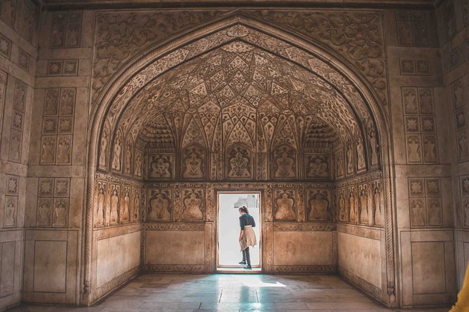 Taj Mahal Day Trip - Food, weather, and comfort: how to avoid a miserable long day