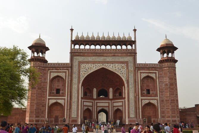 Taj Mahal Private Day Tour From Delhi with Transportation - Taj Mahal visit: about 3 hours, with a guide telling you what you’re seeing