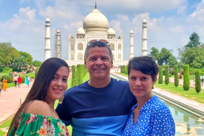 Taj Mahal Private Guided Tour from Delhi with Tickets + Food - How the Delhi-to-Agra private drive sets the tone