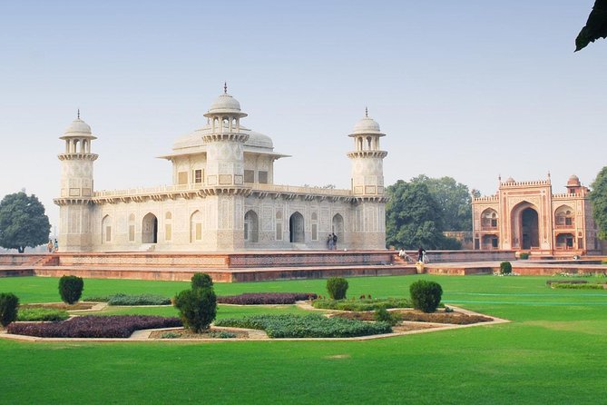Taj Mahal Private Tour by Gatimaan Express Train - Baby Taj (Itimād-ud-Daulah) in the Afternoon: Small Scale, Big Details