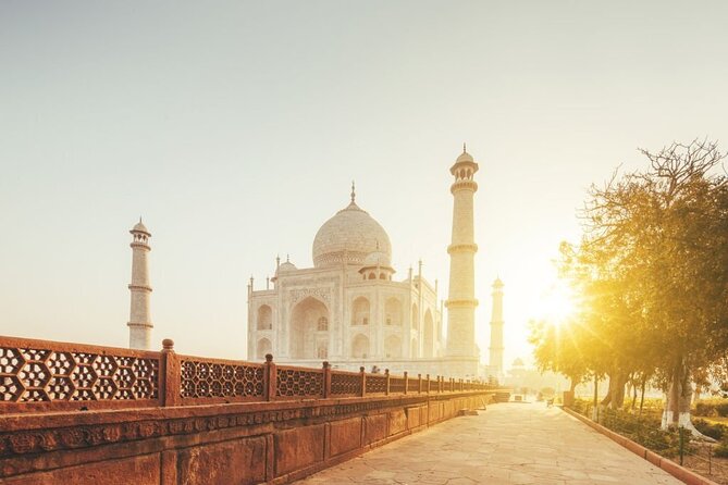Taj Mahal Private Tour from Delhi by Car - Agra Meet-Up and the Fast Setup Moment