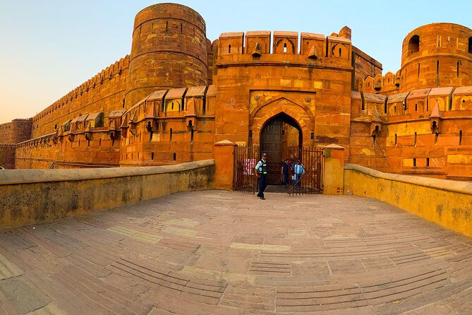 Taj Mahal Same Day Tour from Delhi by Car - Agra Fort: where the Mughal story gets louder