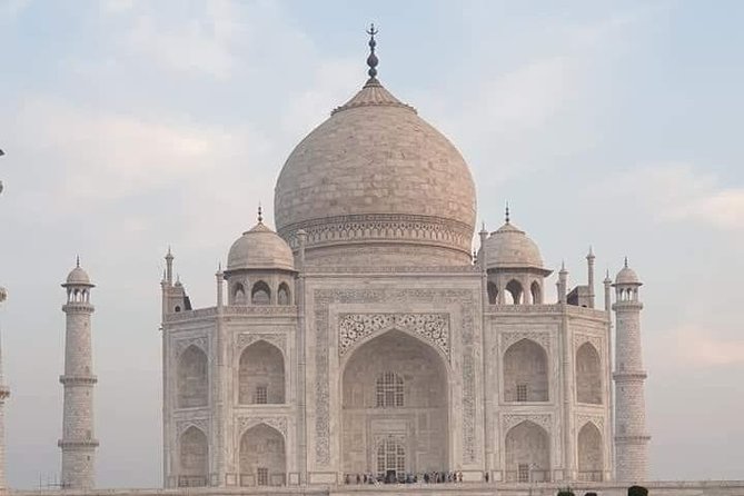 TAJ MAHAL TOUR (1 Nights /2 Days) - The Taj Mahal visit: what to expect on the ground