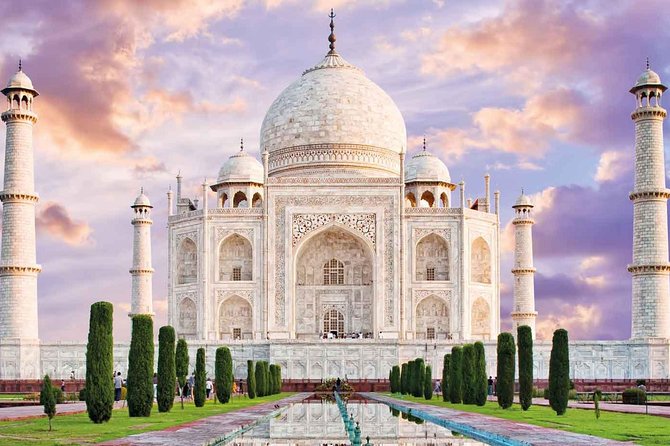 Taj mahal tour by car - What Can Go Wrong: Crowds, Closed Days, and Long-Calendar Days