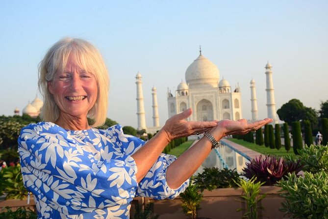 Taj Mahal Tour From Delhi by Car - All Inclusive - Taj Mahal: Marble Light, Photo Spots, and Time Well Used