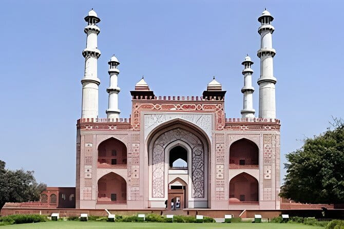 Taj Mahal Unveiled A Personalized Private Tour from Delhi - Road trip realities: comfort, timing, and staying flexible