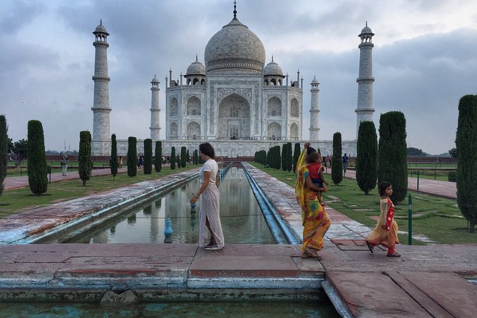 Tajmahal Tour with Heritage walk - Day tour to Agra (All Inclusive) - Drive logistics: the AC car via Yamuna Expressway is part of the value
