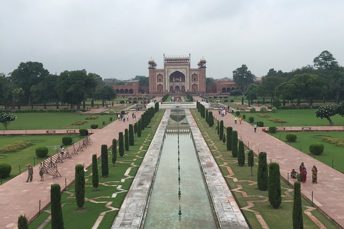 Tajmahal Tour with Heritage walk - Day tour to Agra (All Inclusive) - Dress code and places of worship: avoid the awkward denial