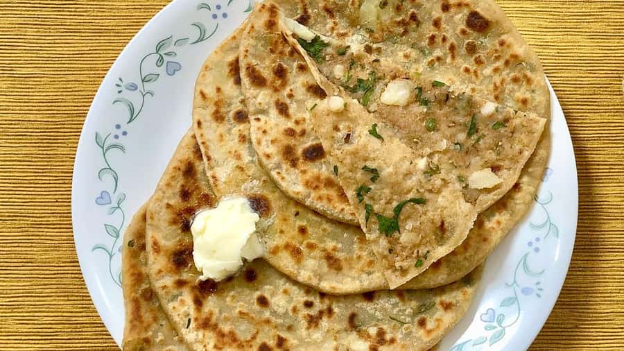 Talk & Enjoy with Delhi locals at their home while Cooking - Key highlights worth marking on your Delhi map
