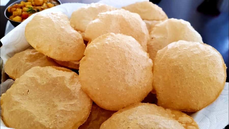 Talk & Enjoy with Delhi locals at their home while Cooking - Practical comforts that make a home experience actually comfortable