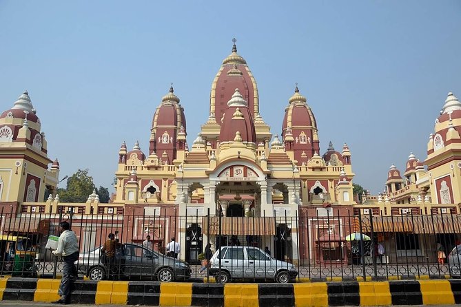 Temple Tour-where you Eat, Learn how to Pray and Love. - Guide Rahul: Why Small-Group Tours Can Feel Like Family