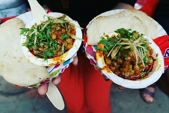 The Great Indian Food Tour: Old Delhi Food and Heritage Walk - Khari Baoli spice market and tea with stories