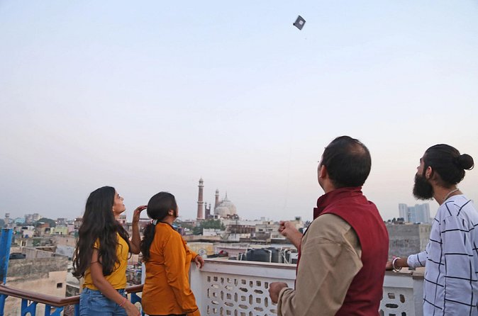 The Old Delhi Sundowner - Kite Flying and High Tea - Who should book this Old Delhi Sundowner?