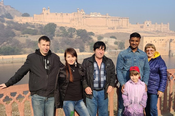 Travel To The Pink City Of Jaipur With Private Guide - The 4-hour drive to Jaipur: how to use the road time well