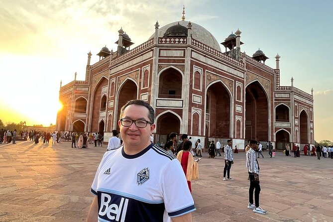 TripAdvisor Recommended: All Inclusive Half Day Delhi Tour - India Gate on the ceremonial axis: a monument you can read in 20 minutes