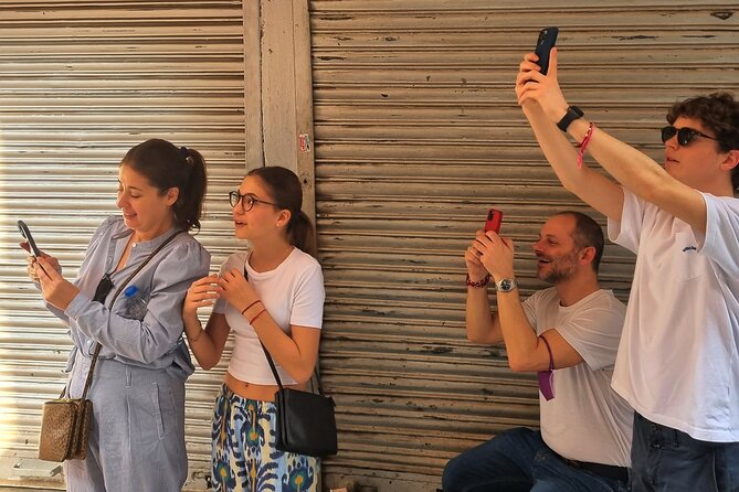 Unlock Delhi's Secrets: Food and Photography Full Day Tour - Starting at Lajpat Rai Market: how the day gets set up for photos