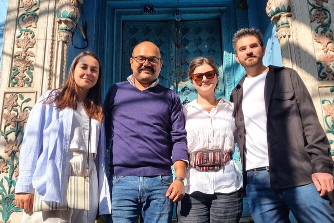 Unlock Delhi's Secrets: Food and Photography Full Day Tour - Sikh temple + leafy avenues: community atmosphere in a quieter pocket