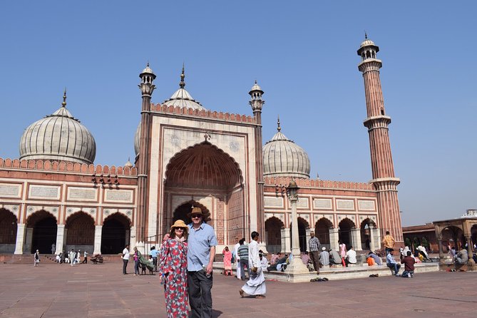 Vegan Food and walking tour in Delhi - What You’ll Taste: Vegan Snacks + Black Tea