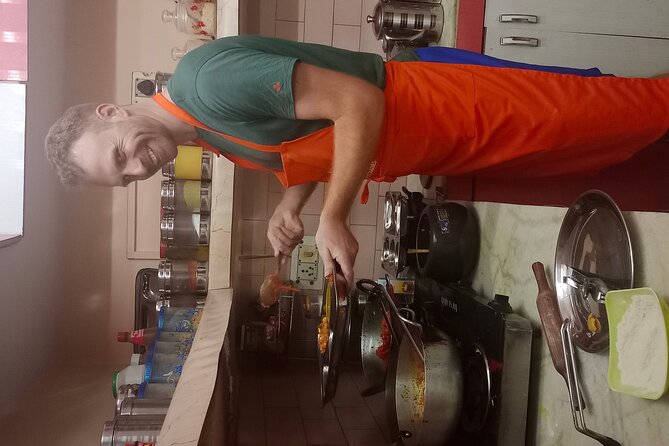 Vegetarian : Private Cooking Class in Delhi home ( Learn 7 meal) - Your 3-hour plan: snacks first, then the full meal